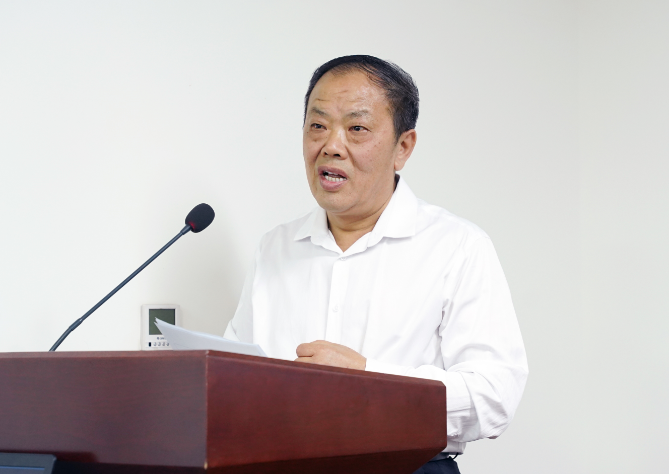 2 砺剑提标强内功 聚势冲刺赢收官 ——中亿源审计集团2026年第三季度工作总结会圆满召开